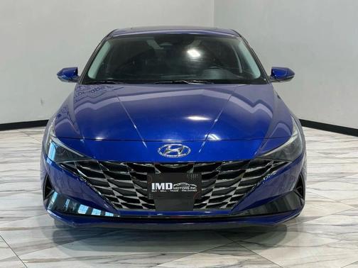 2021 Hyundai ELANTRA SEL