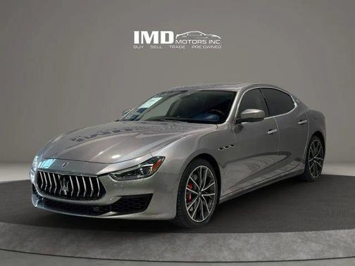 Grigio 2019 Maserati Ghibli S Q4
