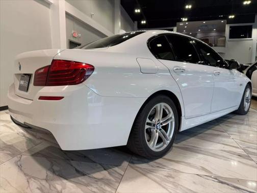 2015 BMW 528 528i