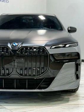 2025 BMW 760 xDrive