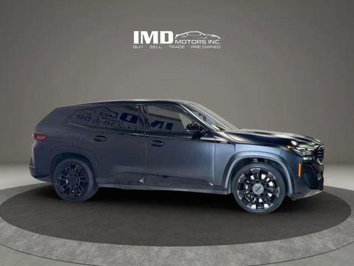 Carbon Black Metallic 2023 BMW XM Base