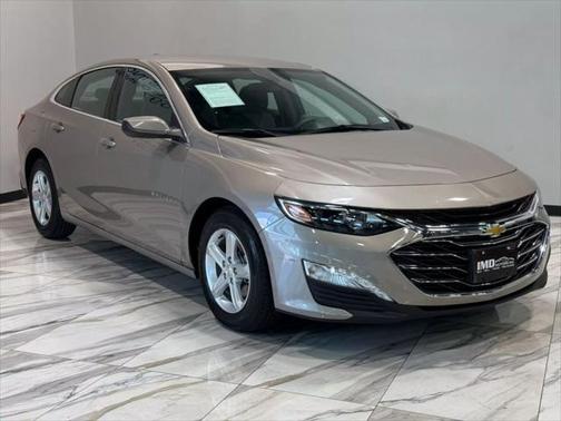 2022 Chevrolet Malibu FWD LT
