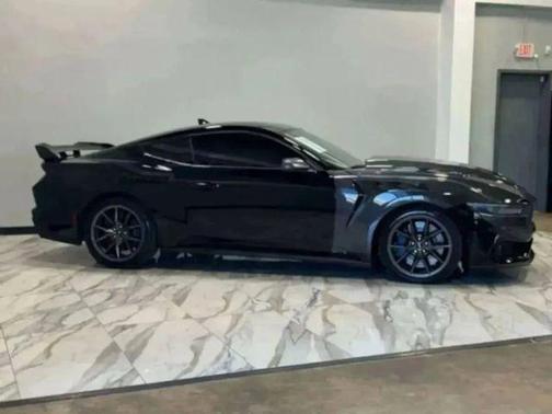2025 Ford Mustang Dark Horse Fastback