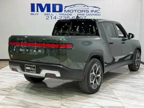 2022 Rivian R1T Adventure