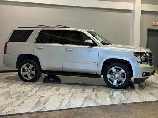 Silver Ice Metallic 2019 Chevrolet Tahoe LT