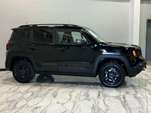 2017 Jeep Renegade Trailhawk