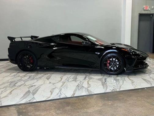 2025 Chevrolet Corvette Stingray w/3LT