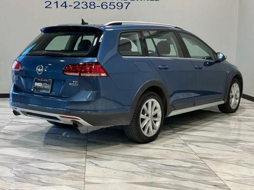 2018 Volkswagen Golf Alltrack TSI S