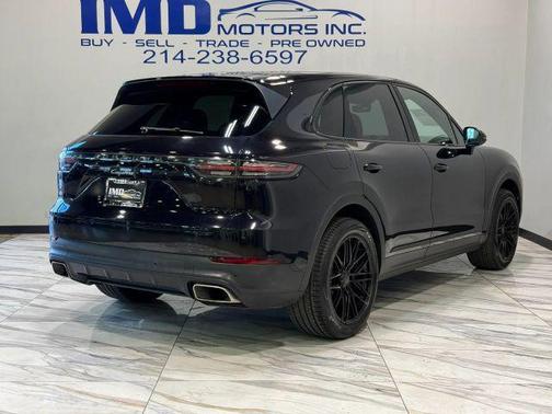 Jet Black Metallic 2019 Porsche Cayenne Cayenne