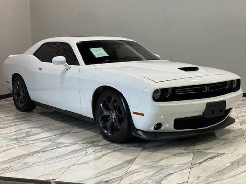 White Knuckle Clearcoat 2019 Dodge Challenger GT