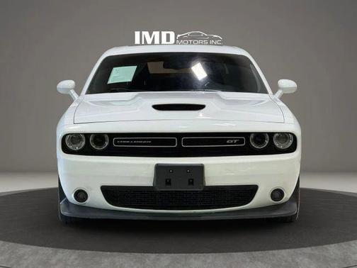 White Knuckle Clearcoat 2019 Dodge Challenger GT