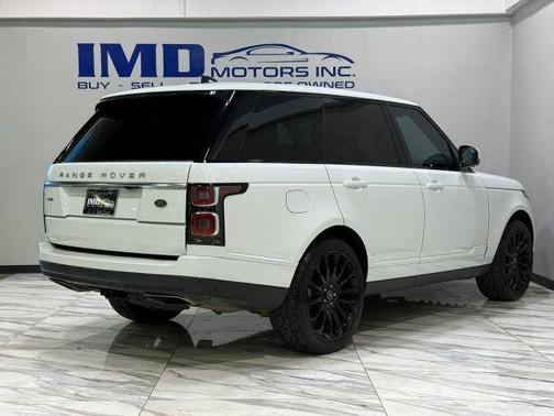 Fuji White 2020 Land Rover Range Rover 3.0L V6 Turbocharged Diesel HSE Td6