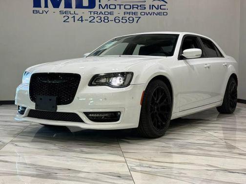 Bright White Clearcoat 2023 Chrysler 300 Touring