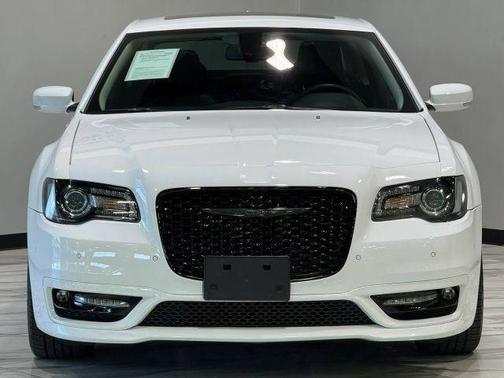 Bright White Clearcoat 2023 Chrysler 300 Touring