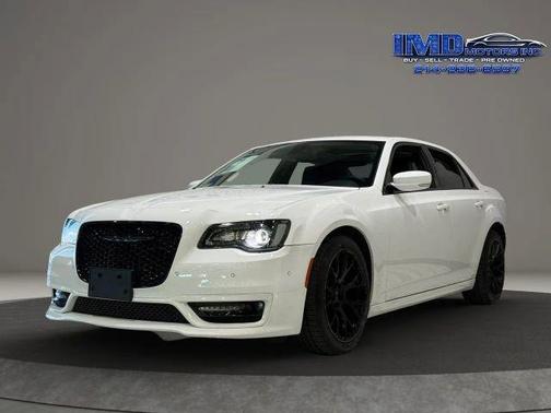 Bright White Clearcoat 2023 Chrysler 300 Touring