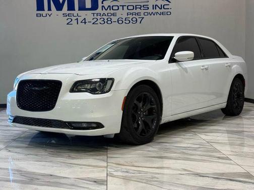 2022 Chrysler 300 S
