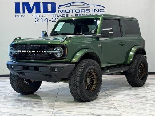 Eruption Green Metallic 2022 Ford Bronco Wildtrak