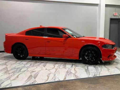 Go Mango 2021 Dodge Charger GT