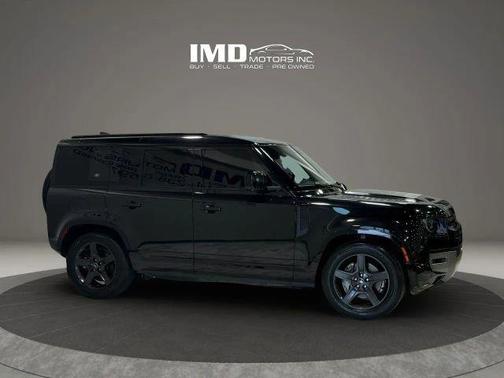 2022 Land Rover Defender 110 X-Dynamic SE