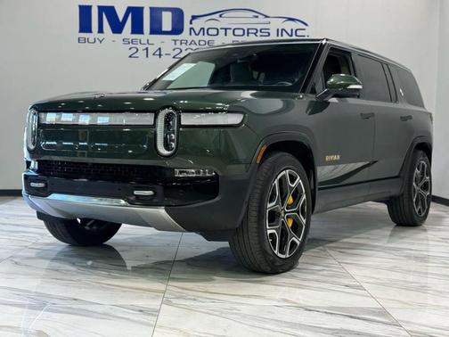 2023 Rivian R1S Adventure