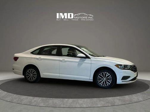 Pure White 2019 Volkswagen Jetta 1.4T S