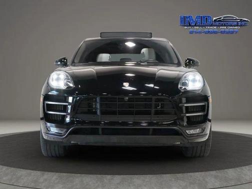 2018 Porsche Macan Macan Turbo