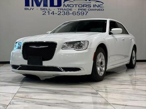 2021 Chrysler 300 Touring