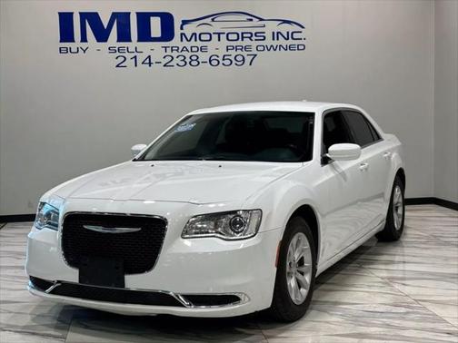 2021 Chrysler 300 Touring
