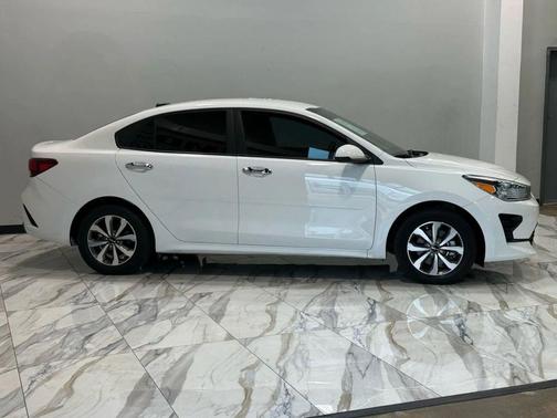 2022 Kia Rio S