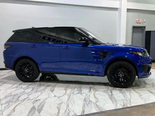 2017 Land Rover Range Rover Sport 5.0L Supercharged SVR