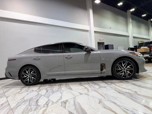 2022 Kia Stinger GT-Line
