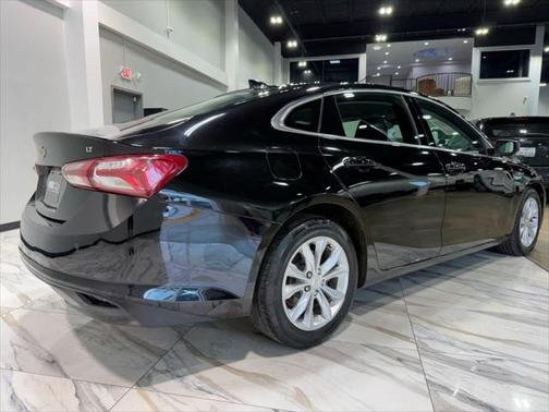 2021 Chevrolet Malibu FWD LT