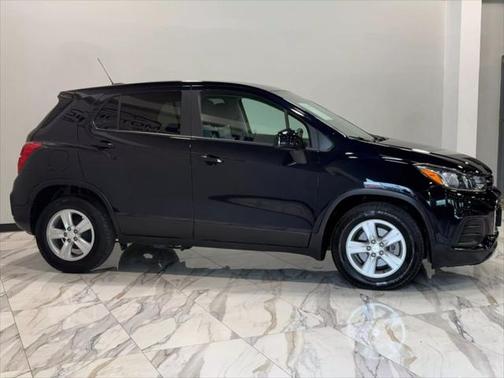 2022 Chevrolet Trax LS