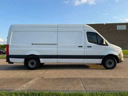 2023 Mercedes-Benz Sprinter 2500 High Roof