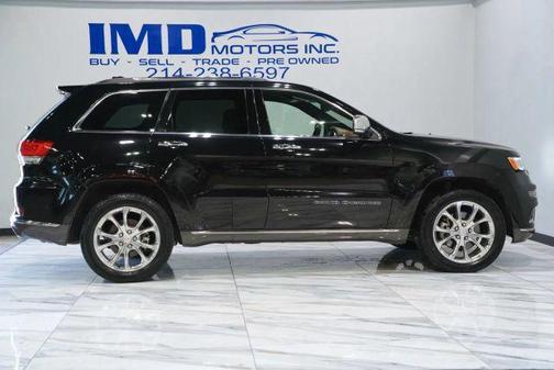 Diamond Black Crystal Pearlcoat 2021 Jeep Grand Cherokee Summit