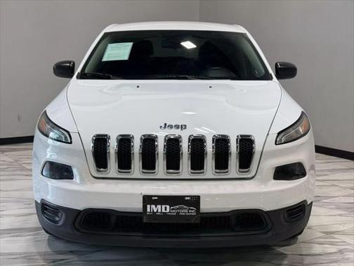 2017 Jeep Cherokee Sport
