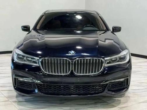 2018 BMW 750 i xDrive