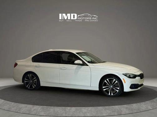 Mineral White Metallic 2018 BMW 330 330i