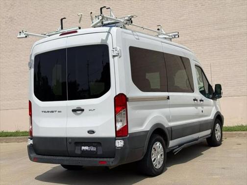 2017 Ford Transit-150 XLT