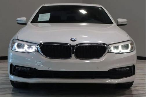 2017 BMW 530 530i