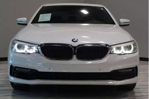 2017 BMW 530 530i