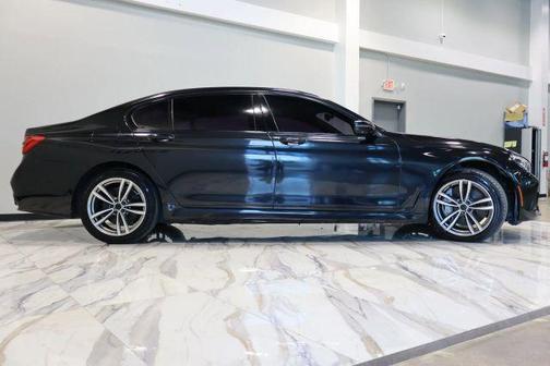 2016 BMW 750 i xDrive