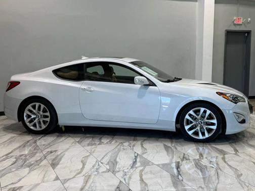 2013 Hyundai Genesis Coupe 3.8 Grand Touring