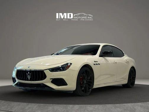 Bianco 2022 Maserati Ghibli Modena