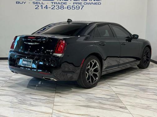 2019 Chrysler 300 S