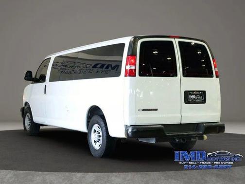 Summit White 2020 Chevrolet Express 2500 Work Van