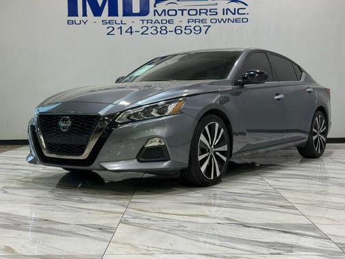 Gun Metallic 2021 Nissan Altima SR FWD