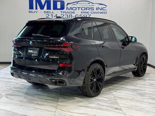 Black Sapphire Metallic 2024 BMW X5 M60i