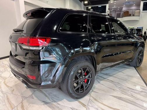 2020 Jeep Grand Cherokee SRT