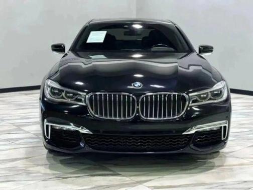 2017 BMW 750 i xDrive